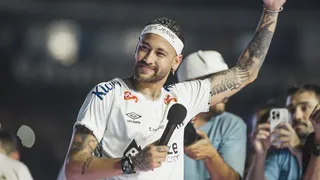 Neymar manda recado aos torcedores antes de Coritiba e Santos