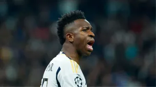 Vini ameaçou não atuar pelo Real devido a postagem do clube