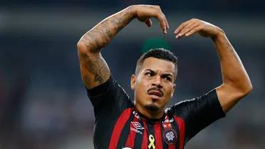 Ex-lateral de Athletico e Coritiba é preso por dívida de pensão alimentícia