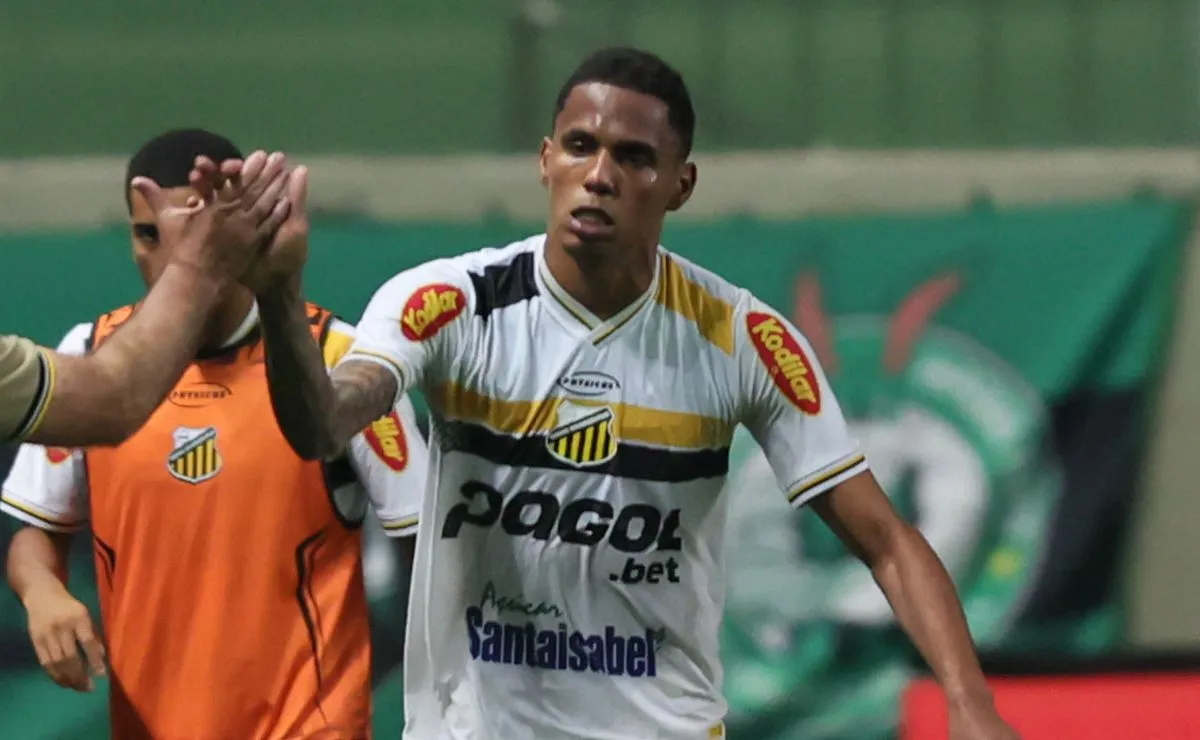 Dantas comemora gol pelo Novorizontino na Série B de 2025
