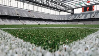Com polêmica, Athletico estreia novo gramado sintético da Arena da Baixada; Coritiba provoca