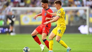 Inglaterra empata com a Ucrânia e mantém invencibilidade