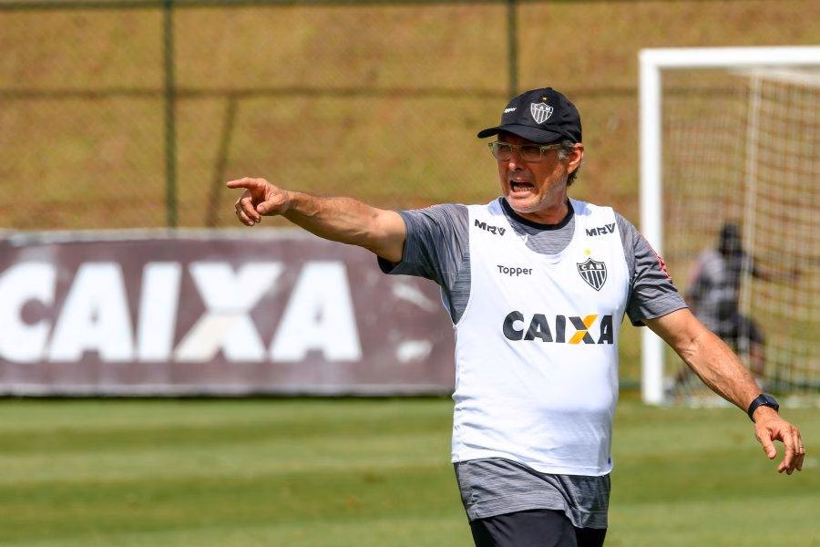 Oswaldo de Oliveira do Atlético-MG