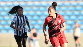 Athletico perde para o Ceará nos pênaltis e fica com o vice no Feminino