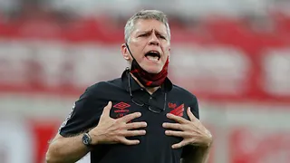Paulo Autuori volta para o Athletico. Como bombeiro ou como apóstolo?