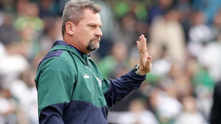 Em pior sequência, Fábio Matias cobra elenco no vestiário do Coritiba