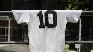 Presidente do Santos desiste de imortalizar a camisa 10 em homenagem a Pelé