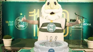 Parabéns da Xuxa marca jantar de aniversário do Coritiba