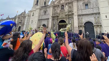 Domingo de fé: multidão se reúne em Lima para tradicional celebração