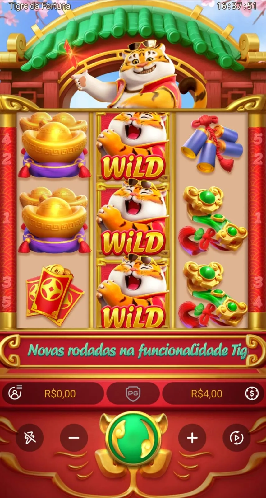 Slot Tigre Sortudo com símbolos de gato e wild