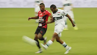 Saldos e retalhos da dupla Atletiba no miserável ano de 2020