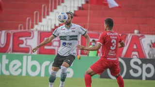 Léo Gamalho marca “gol de R$ 600 mil” e torcida do Coritiba vibra; veja reações