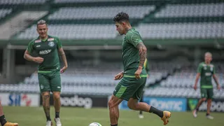 Coritiba tem time completo para encarar o Botafogo; veja a provável escalação