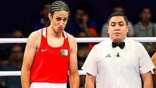 Boxeadora desiste de luta contra argelina reprovada em teste de gênero: “Não é justo”