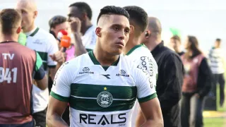 Coritiba traz sentimento dúbio para torcida, que foi da ansiedade à frustração em 90 minutos