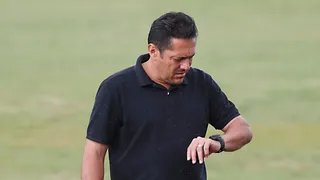 Maurílio vê Paraná apático e reclama de horário da partida