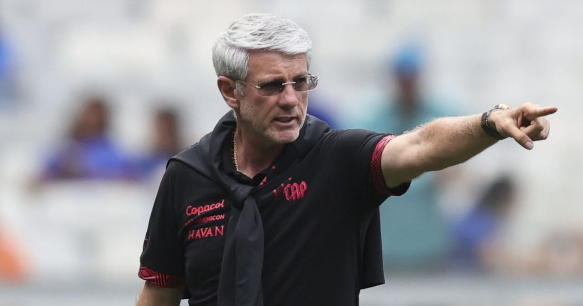“Magnifying look”: Odair calls Athletico before the classic with Coritiba