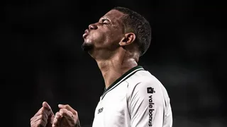 Jogador deixa Coritiba após passagem discreta e será rival na Série B