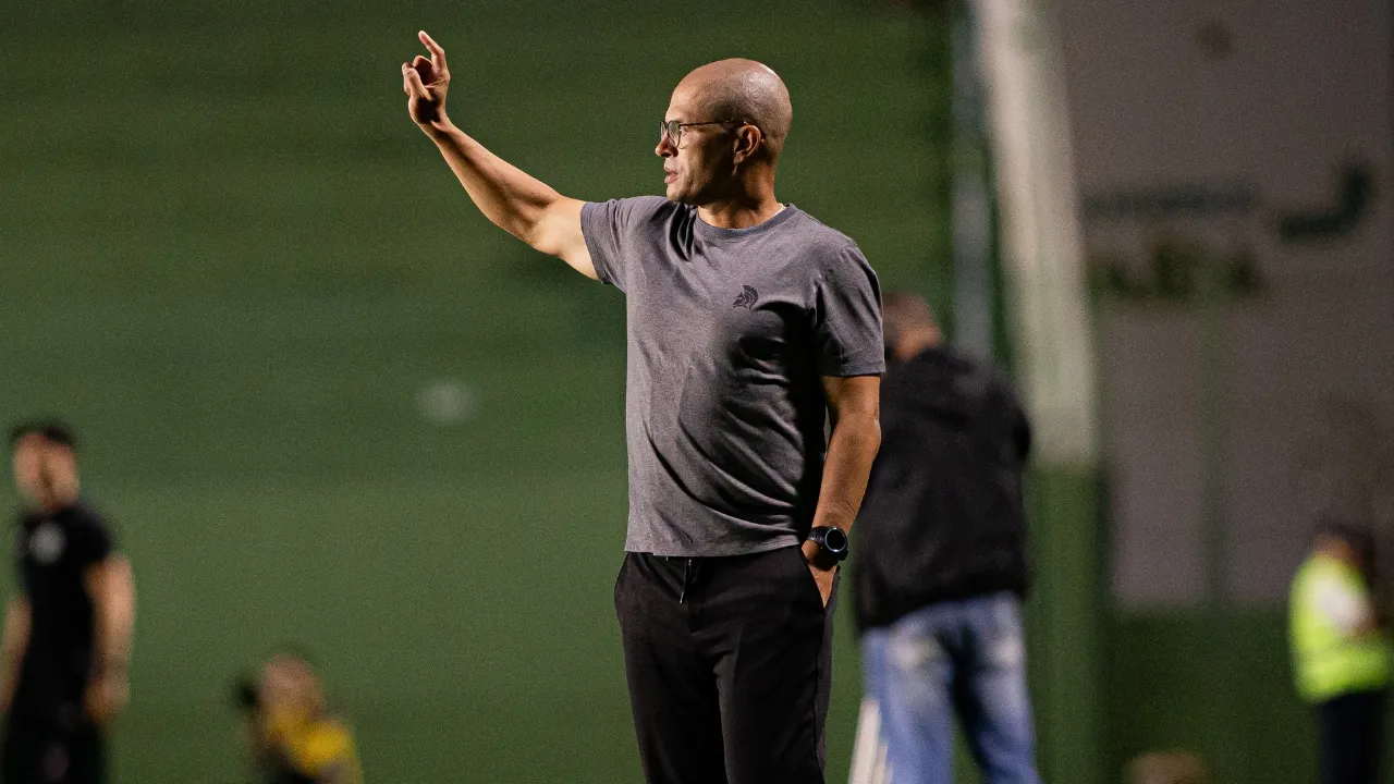 alex-athletic-goias