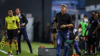 Renato Gaúcho, R$ 200 milhões e nova eliminação com goleada, desta vez para o Santos, mais barato