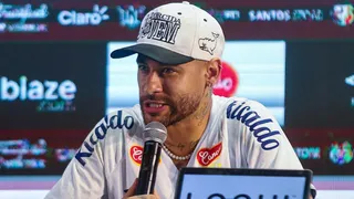 O futebol mudou tanto que até as entrevistas na latinha perderam a graça