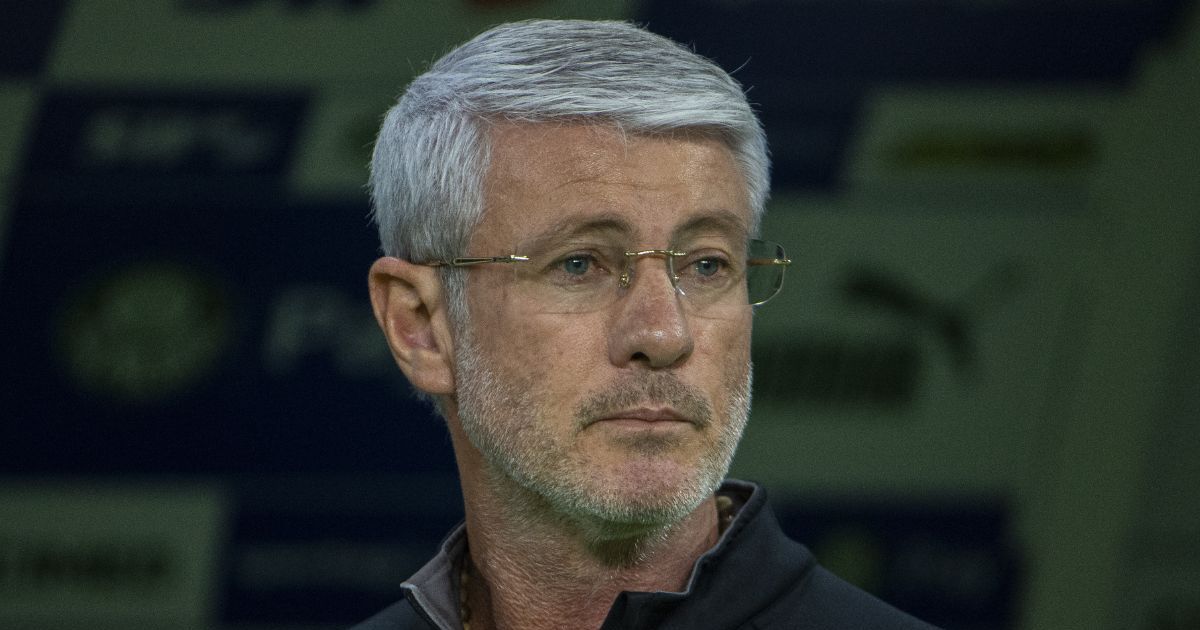 Hiring reveals anxiety to find a notable figure at Athletico
