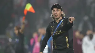 Quem é Luis Zubeldía, técnico argentino cotado para assumir o São Paulo