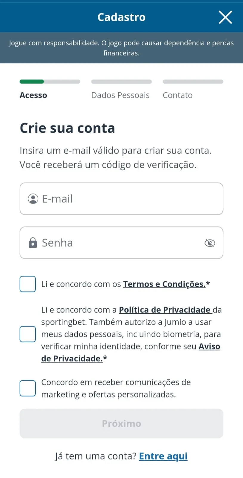Formulário de cadastro com campos de email e criação de senha, além de box para aceitar termos e condições e outras políticas.