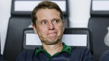 Seabra admite preocupação no Coritiba e tenta evitar queda do Bragantino