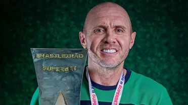 Com contrato no fim, Mozart indica futuro no Coritiba