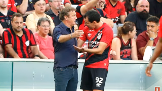 Pablo ou Mastriani? Cuca explica escolhas para o ataque do Athletico