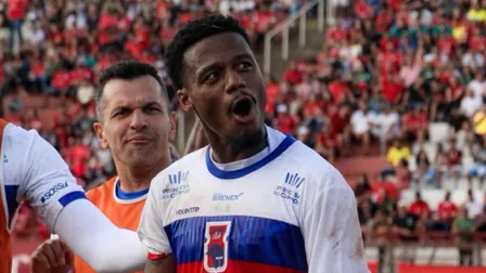 Paraná Clube segura empate com um a menos e decide título em casa