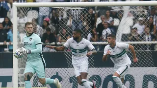 Kosloski afirma que gol anulado foi “lance capital” para derrota do Coritiba