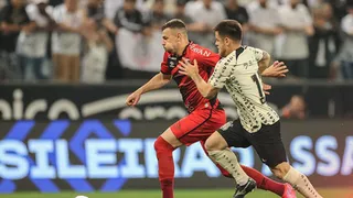 Athletico segue apático no Brasileirão; Coritiba mantém média positiva como mandante