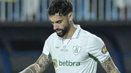Emprestado pelo Athletico, Mastriani vive jejum no lanterna da Série B