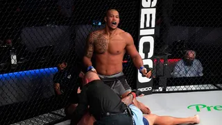 Fabrício Werdum é nocauteado no PFL em resultado polêmico; veja o vídeo