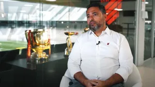 Mattos detalha parceria do Athletico com Ajax e revela foco no futebol argentino e uruguaio