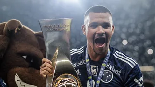 Campeão da Série B com o Cruzeiro, Zé Ivaldo retorna ao Athletico