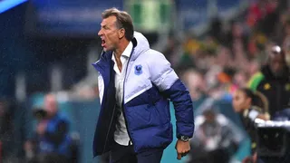 Técnico da França se desculpa por ataque de fúria contra o Brasil: “Não é um bom comportamento”