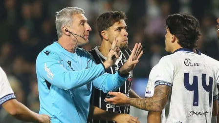 “Não tem bobo aqui”: Suspenso, Seabra dispara contra Daronco após Coritiba x Corinthians