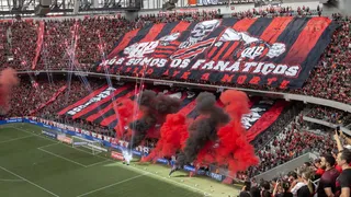 Athletico troca escudo do Coritiba em provocação antes do Atletiba 400