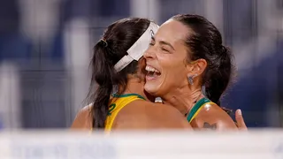 Ágatha e Duda vencem dupla do Canadá e se garantem nas oitavas de final