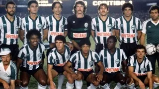 Campeões do Coritiba detonam novo escudo sem estrela de 1985