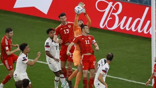 Em duelo inédito, Estados Unidos e País de Gales ficam no empate pelo Grupo B