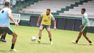Coxa tem três desfalques e uma novidade contra o Athletico; veja os relacionados
