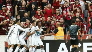 Alex diz que gol de Iago no Atletiba é para ser aplaudido em pé