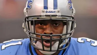 Ex-jogador da NFL morre após desmaiar em hospital psiquiátrico