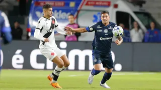 Surpresa, jovem Thiago Dombroski estreia e aumenta opções de Zago para defesa