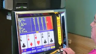 Poker ajuda na reabilitação de pacientes em hospital