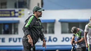 Morínigo mantém rodízio e poupa Farias e Robinho contra o São Joseense